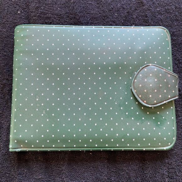 Vintage 1950’s Snap Bifold Green & White Polkadot Vinyl Wallet. Unisex. USA.